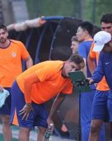 山东泰山官方晒训练视频，球员已在韩鹏教练组带领下进行训练